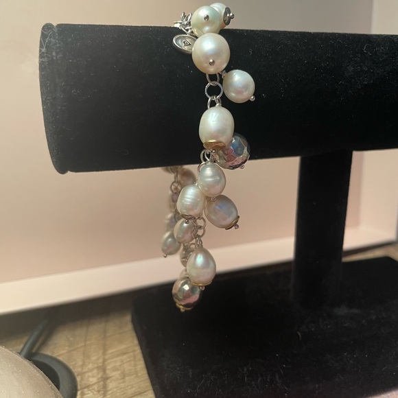 Silpada Jewelry - Elegant Pearl Drop Bracelet